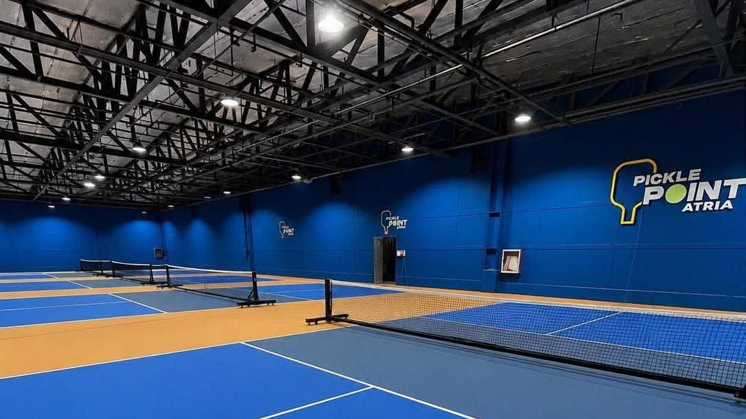 PicklePoint Atria courts